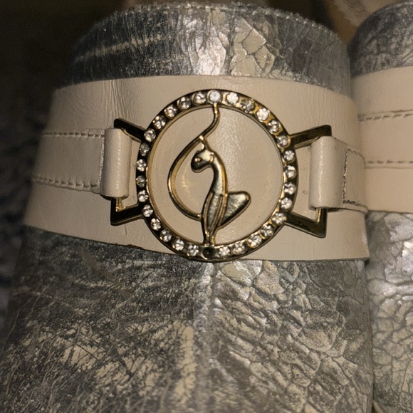 Babyphat ladies size 6 clogs - Picture 3 of 9